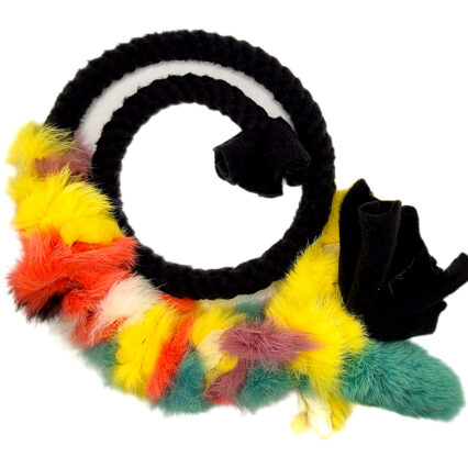 Vlečka s krznom, črna 110 cm, krzno 35cm, obseg 6 cm,